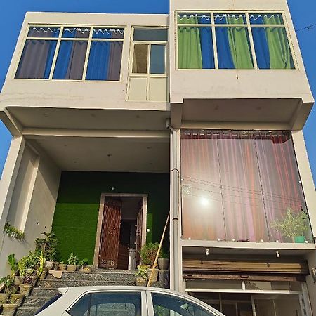 Ananya Hotel & Ayurveda Hwc Etāwah Buitenkant foto